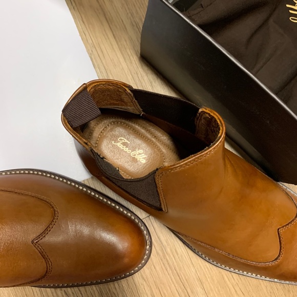 Men’s Tasso Elba Chelsea leather boot. - Picture 5 of 9